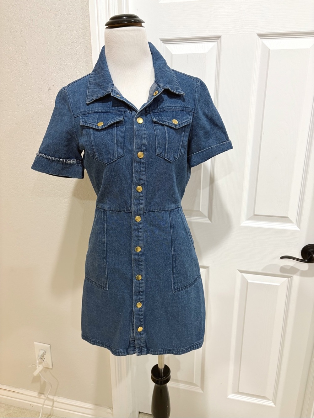 Alexia Admore Denim Button-Front Jean Denim Romina Shirt Dress Small - Picture 2 of 7